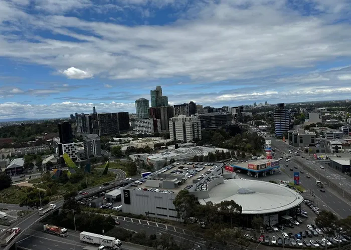 Southbank 1Bed Apt On 20F With Great View,Gym,Pool